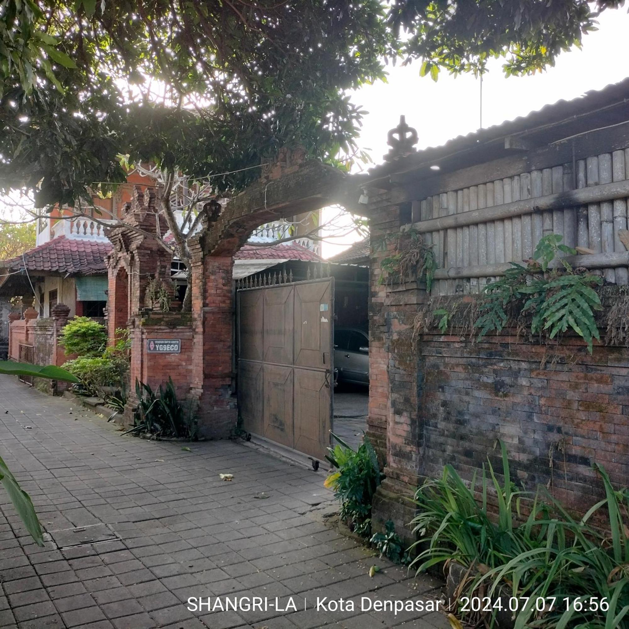Griya Telaga Wisma tamu